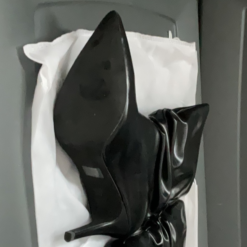 Jeffrey Campbell Black Stiletto Heeled Boots - Picture 6 of 8